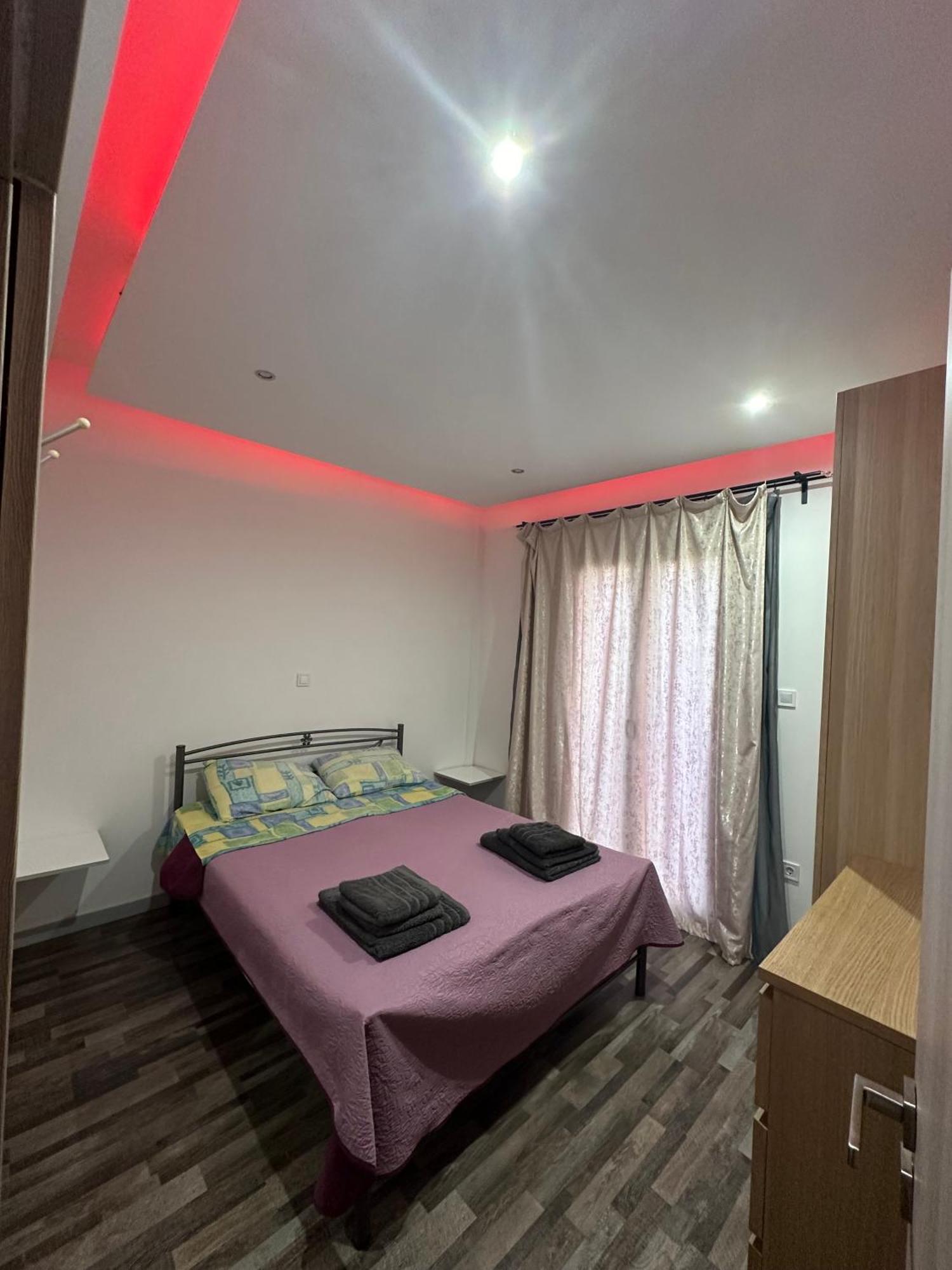 Apartment Center Piraeus Location Kastella Passalimani Port 외부 사진