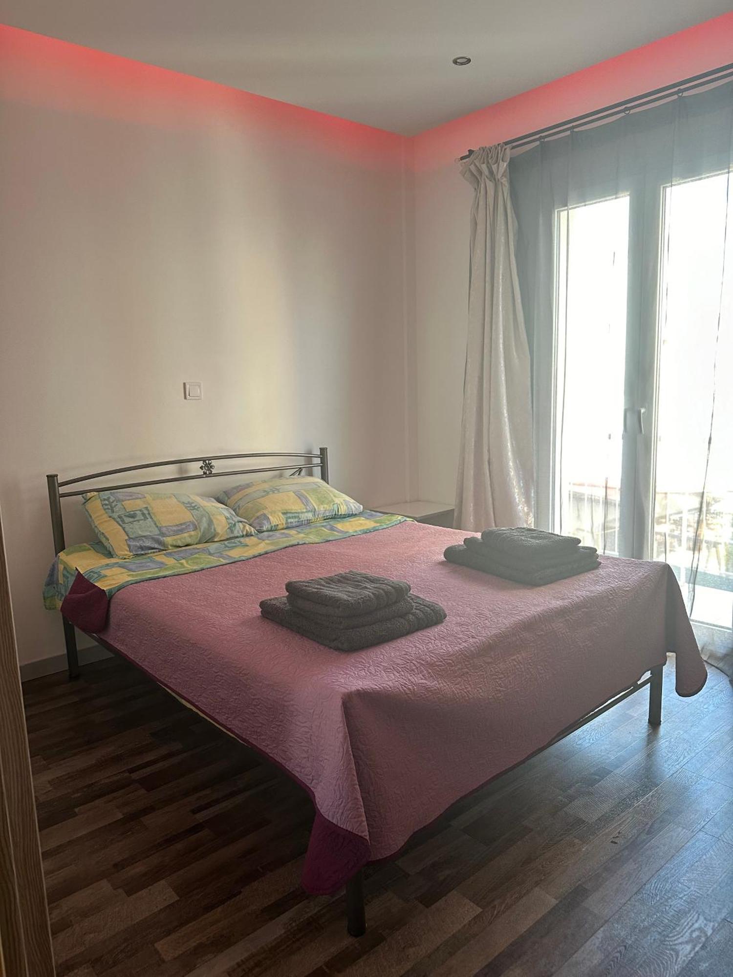 Apartment Center Piraeus Location Kastella Passalimani Port 외부 사진